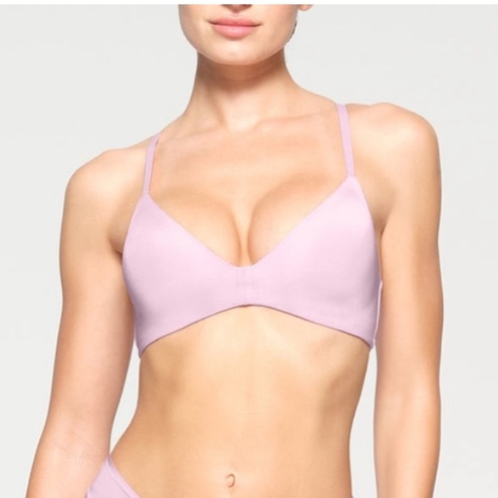 NEW SKIMS WIRELESS FORM T SHIRT DEMI BRA BABY PINK 36C